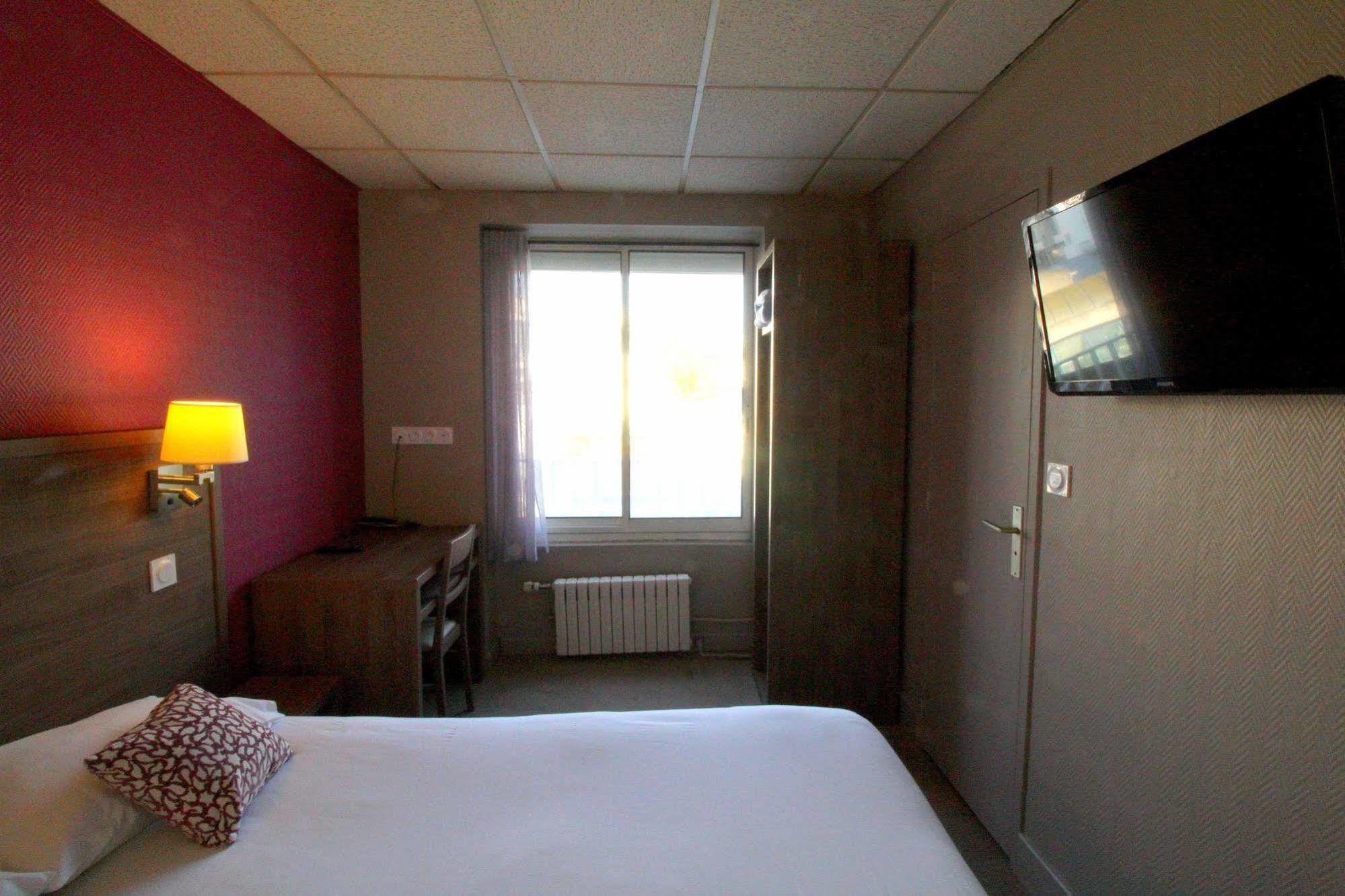Hotel De La Gare Brest Buitenkant foto